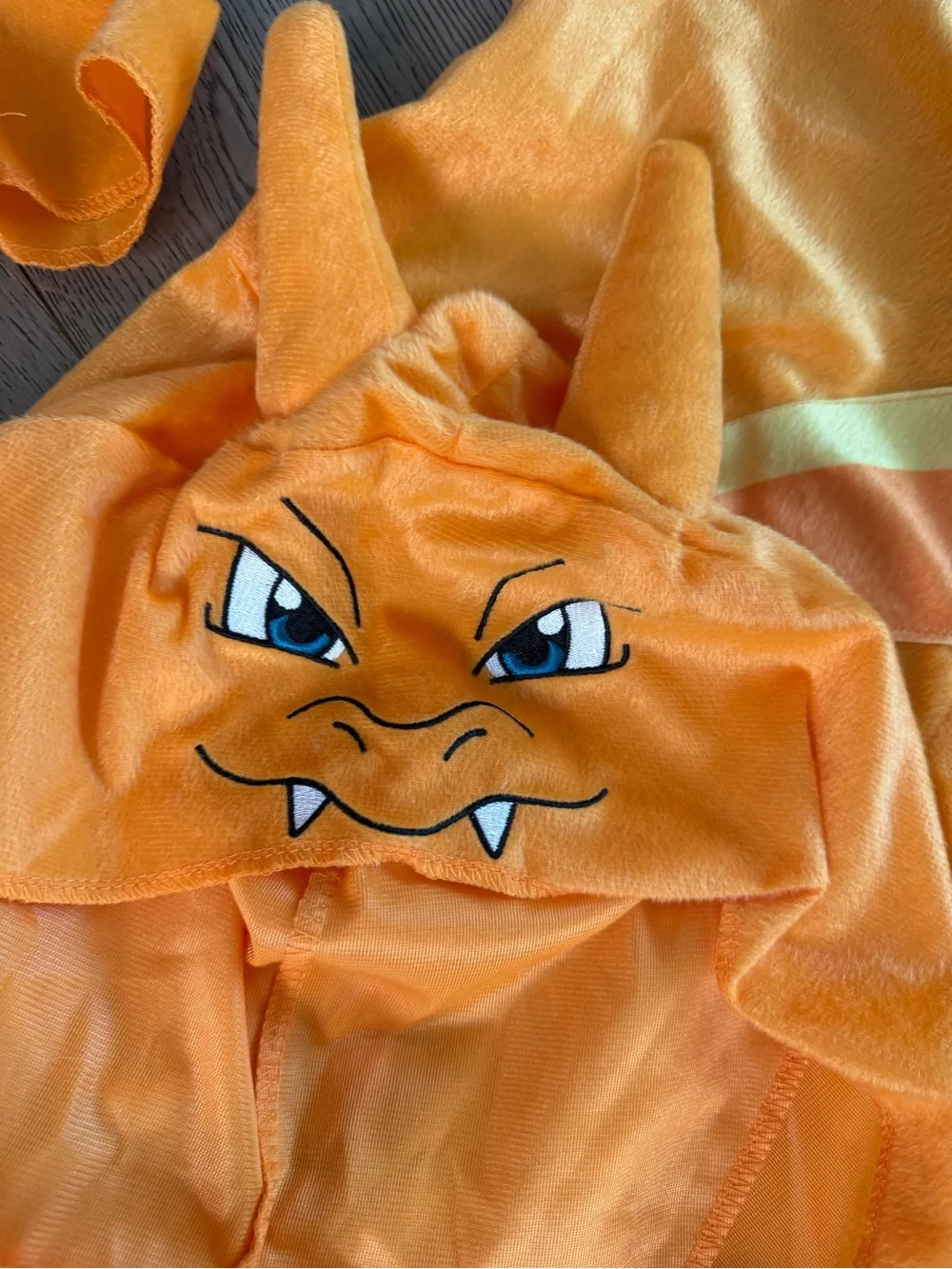 Kids Pokémon Charizard Halloween costume. XL size 14-16. Like new